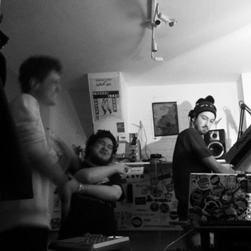 NTS 5/12/2011 w/ special guests Chesslo Junior & Deft