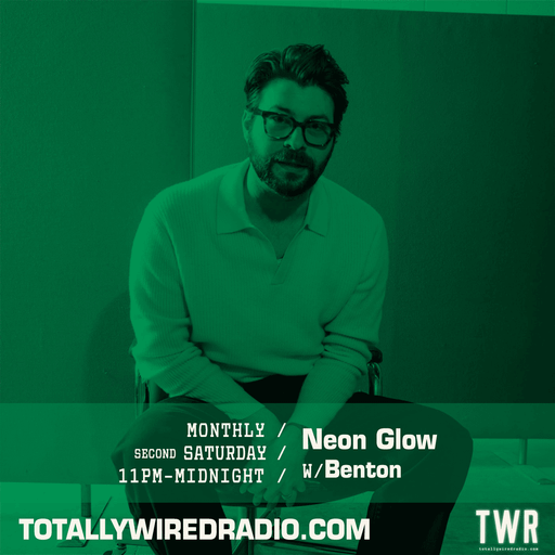 Neon Glow w/ Benton ~ 11.04.26