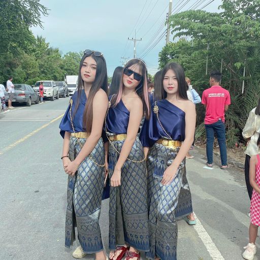 เย็ดไม่ร้องจะฟ้องประยุทธ์ byไอซ์ซี่ปุ้มปุ้ย&แบมแบม