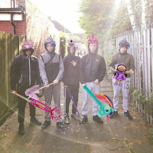 tynetees w. Frederico Gonzales - September 2023