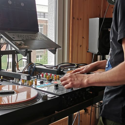 MRA Show 25 02 05 20 DiscoWaldo Mix (ArabDisco + HH US ClassicShits & Samples) (Host: Khalid MRA)