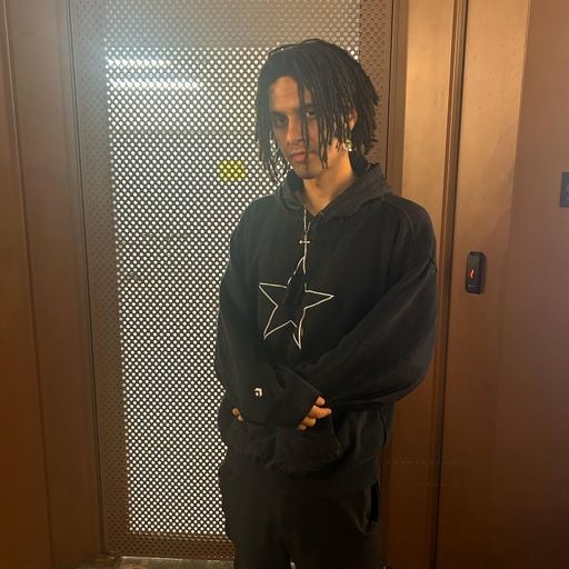 Stolen Velour - 05/10/23 - Voices Radio