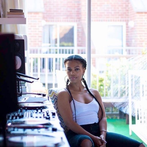 Headphone Highlights – Ash Lauryn: Detroit Classics