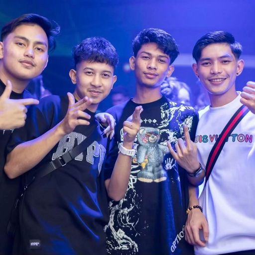 เพื่อนผมน้อยแต่ร้อยเปอเซน By.snack [ มาเลเซีย ]