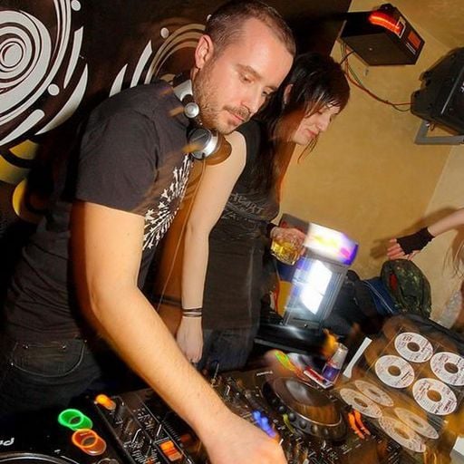 E-MOTION 28 - DJ Alexandar