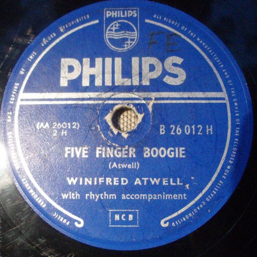 The Wiki Show w. rebekkeh - February 2023