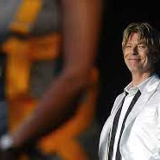 Bowie at the Westpoint Arena in Exeter on November 26, 1995.Boys Keep Singing.