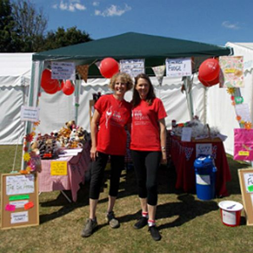 A Bit of Everything talks with Tom Gull from the Eve Appeal and Israeli musician Sir O. 9/5/13