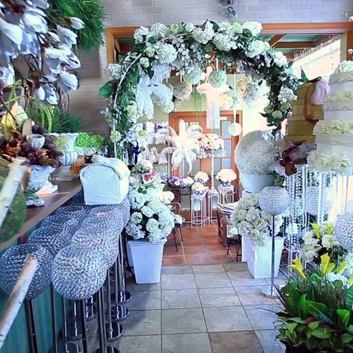 Flower Arrangements Mississauga | Custom Bouquets & Same-Day Delivery
