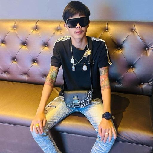 ไม่มีนัดไม่รู้จักเวลา ไม่มีนํ้าตาไม่รู้จักใจคน HBD สต.เพชรเกษม