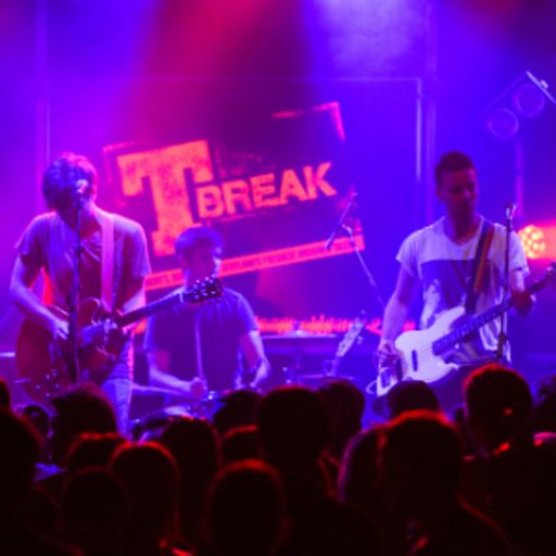Radio Magnetic at T Break 2013: Sunshine Social