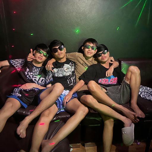 ชีวิตไม่คิดส่าง#ดาราหน้าซอยV4