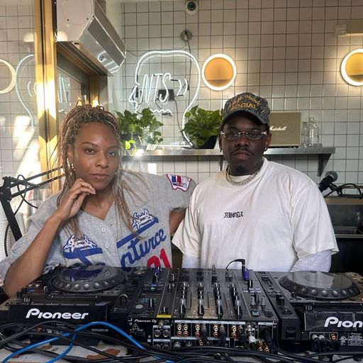 Cinnamon Sounds w/ Chloëdees & Kal Banx - 14th October 2025