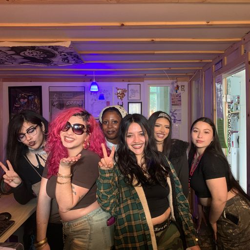 Planet Nostalgia w/ Estrella (01.06.2025)