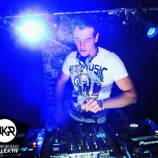 UndergroundkollektiV: alexdiwayne 15.5.20