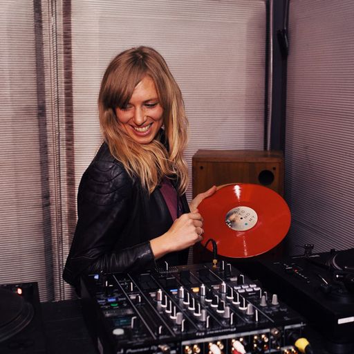 Helfetica with Anna Wall // 26-01-22