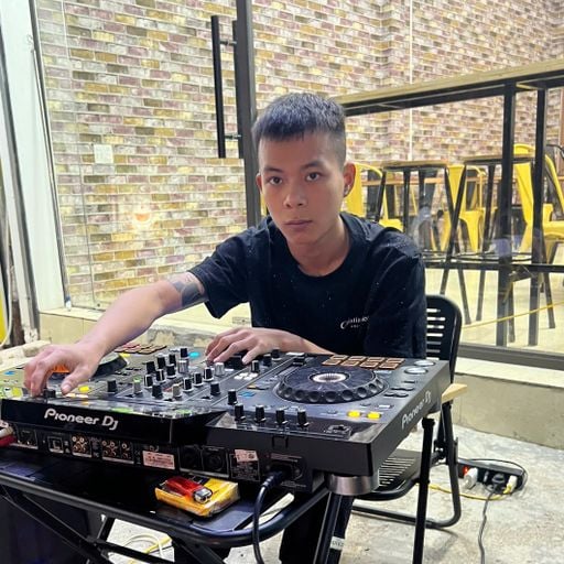 NONSTOP VITAMIN - PHIM 3 NGƯỜI - SỰ ƯU TIỀN CỦA EM - DJ HẢI TENG & HƯỜNG TENG MIX