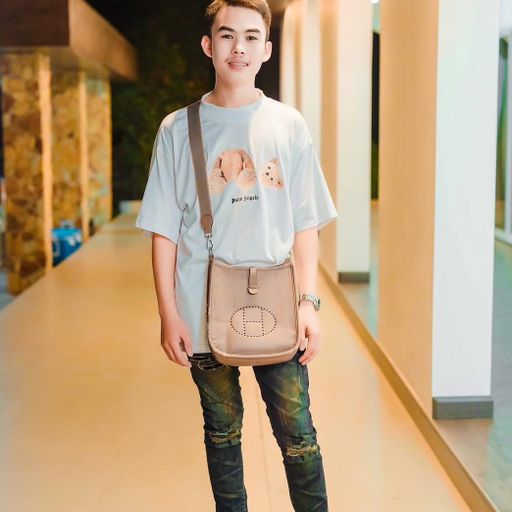 HBD Mon Byวัยรุ่นเจ็ดหลัก