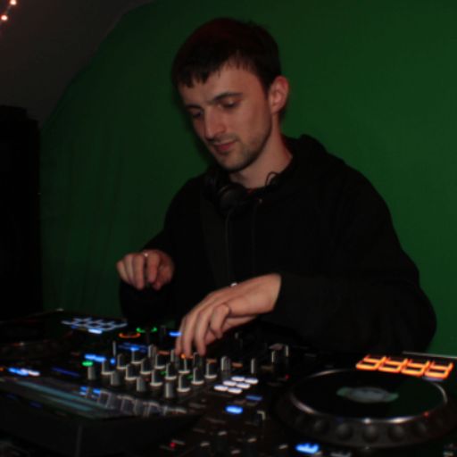 for the lols w/ full beam - 18/03/26 - Voices Radio