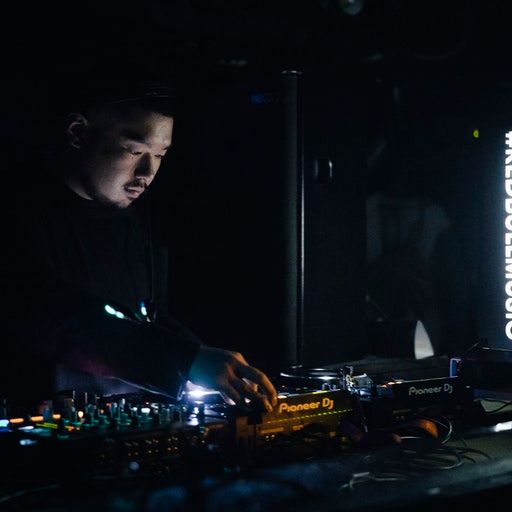 On the Floor – Poi Poi at Red Bull Music Festival Tokyo