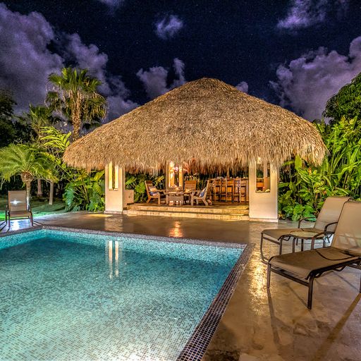 Matt-a-Fact	Sea House