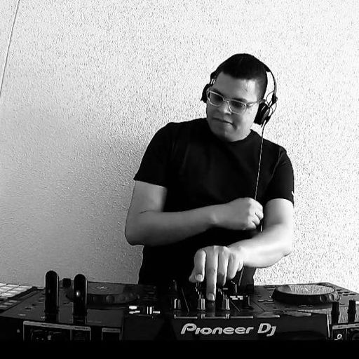 DJ ASHTON ABELS  Saturday Lunchtime Show - House Fusion Radio Winter Weekender 9/1/21