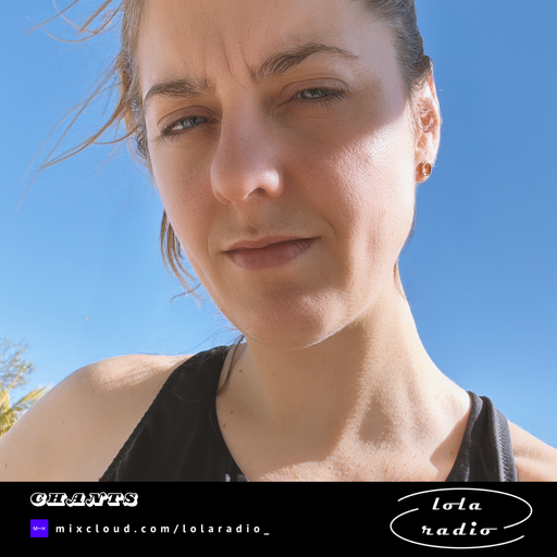 Lola Radio  | Chants 038 January Retro Futuristic Melodic Electronic Mix | 16.01.25