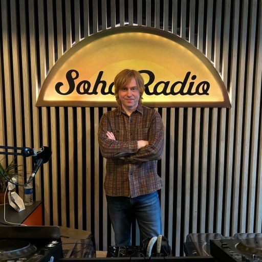 A Word With Carwyn Ellis - Riot (09/12/2024)