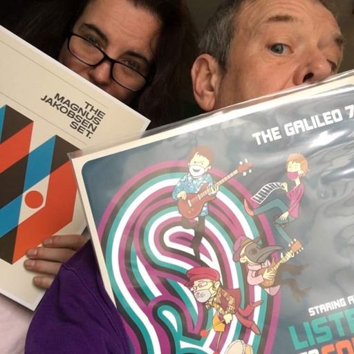 16.11.21 The Well Suspect Radio Show - Richard Searle & Erika Ts