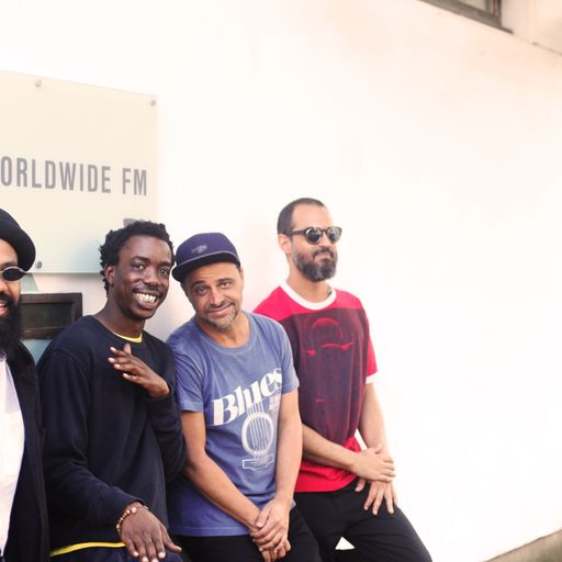 WW Daily : Thris Tian with BaianaSystem // 31-07-18