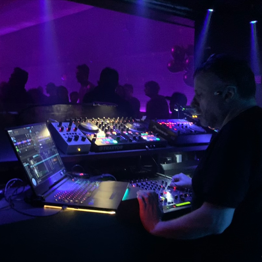 World of Echoes: François K // 17-12-19