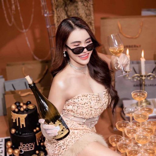 HBD CEO ปวริศา อาคาเดมี่ Mc ธันเรศ