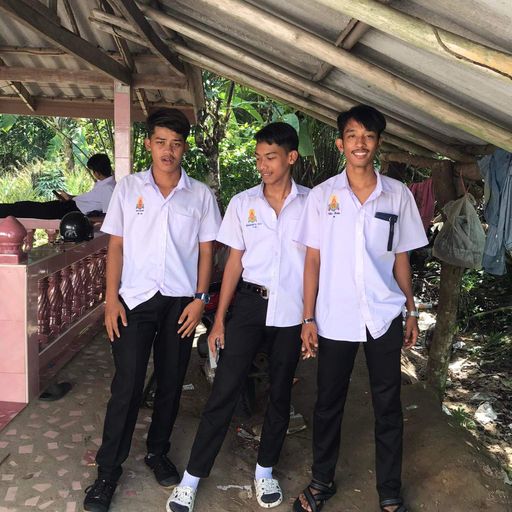 เธอสวย เธอคม เเต่นมเธอเเบน   By คุณชายวินน่ะจ้ะ