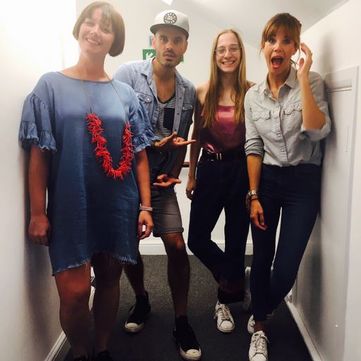 Hoxton Fashion w Vela Flowers 120717