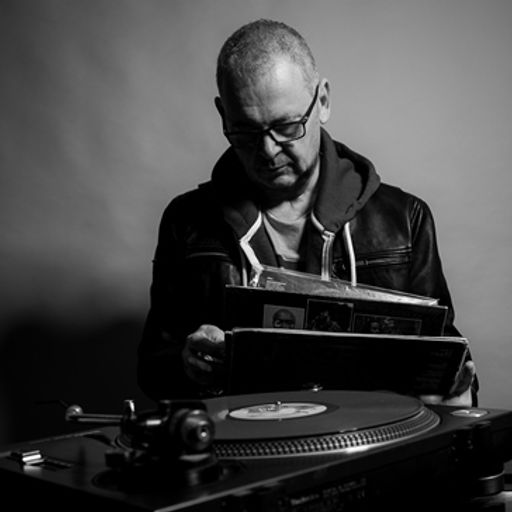 Mi-Mornings / Mi-Soul Radio / Thur 10am - 1pm / 25-11-2021