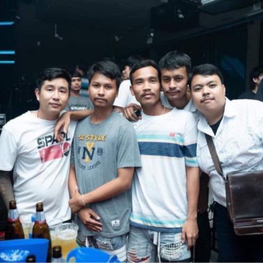 บังอีส ซ้อพลอย ชื่อนี้มีแต่ให้