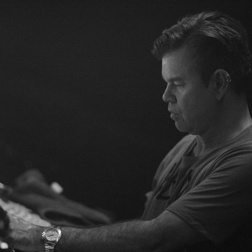 Paul Oakenfold - Exclusive Mix - The Night Bazaar / Clubz