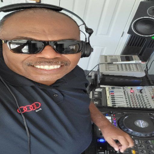 Earl DJ Jones hosts The Paradise Garage Party! Dec 8 2021