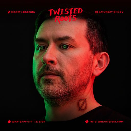 Lee Robson at TWISTED RØØTS HALLØWEEN FESTIVAL