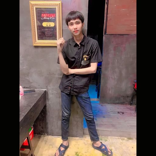 ถ้าใจเธอกล้าพอ  สุดลําคอก็แค่เรื่องกล้วยๆ