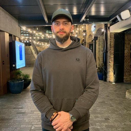 Akin Takeover w/ LJ Shellings - 30/01/25 - Voices Radio