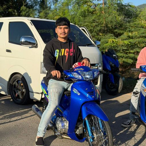 HBD สบ.บ้านลาดยาง [ ดีเจมอสซี่ x MC แน้ค หำย้อย ]