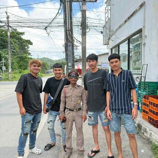 อยู่ที่ใจไม่ได้อยู่ที่ใคร  By.แก๊งเด็กวัด ท้ายวัดสพ