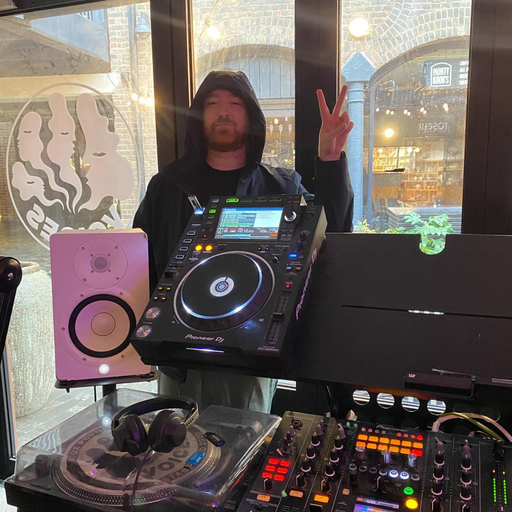 Reviveher From Earth - 17/03/23