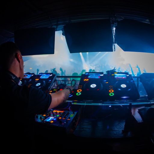 Jon Rundell - Exclusive Mix - CLUBZ