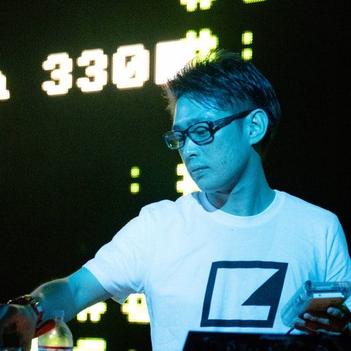 On the Floor – Quarta 330 at Diggin’ in the Carts