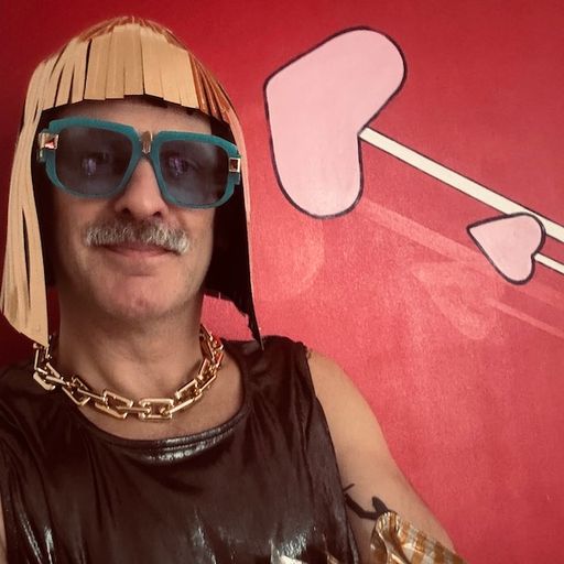 International Sounds 28 – Dicky Trisco