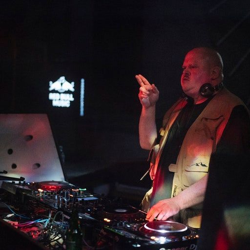 On the Floor – Teki Latex at Red Bull Music Festival Berlin