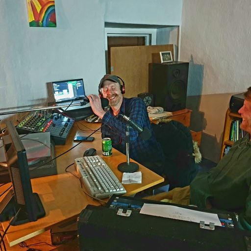 TYF Radio Ep. 1 w/ Pete(TSD) & DJ Parasite (16/03/22)