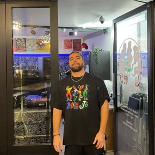 Full Circle w/ Flores - 16/04/2025